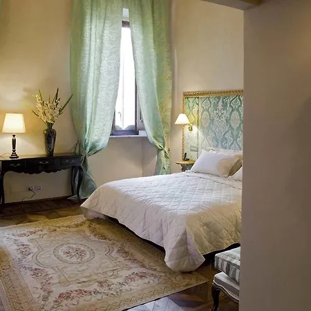 Palazzo Carletti Bed & Breakfast 4*