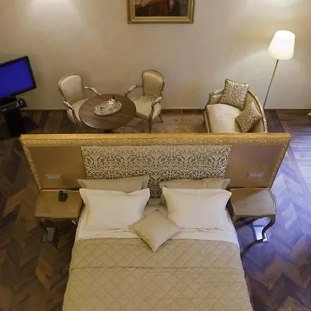 Palazzo Carletti Bed & Breakfast