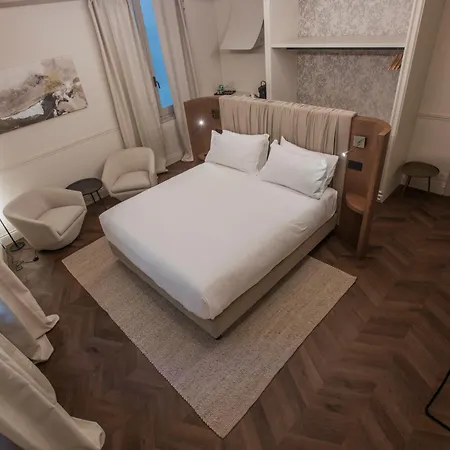 Palazzo Carletti 4*